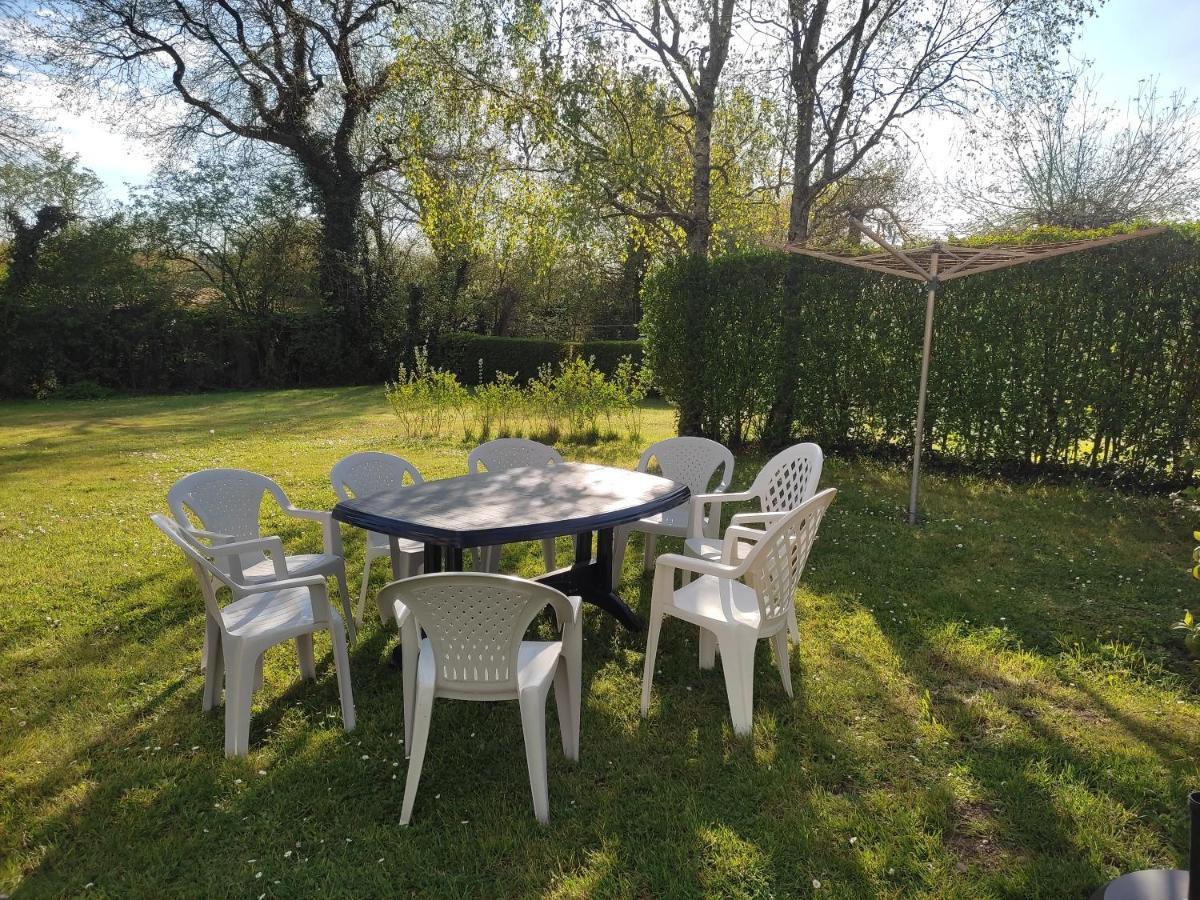 Petite Et Grande Longeres Familiale Avec Jardin - Nature & Plages Limerzel エクステリア 写真